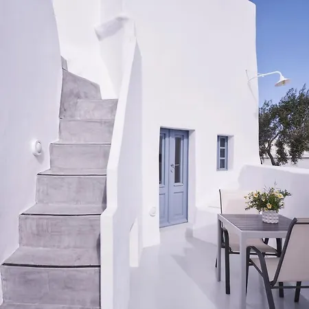 Fava Eco 4* Foinikia (Santorini)