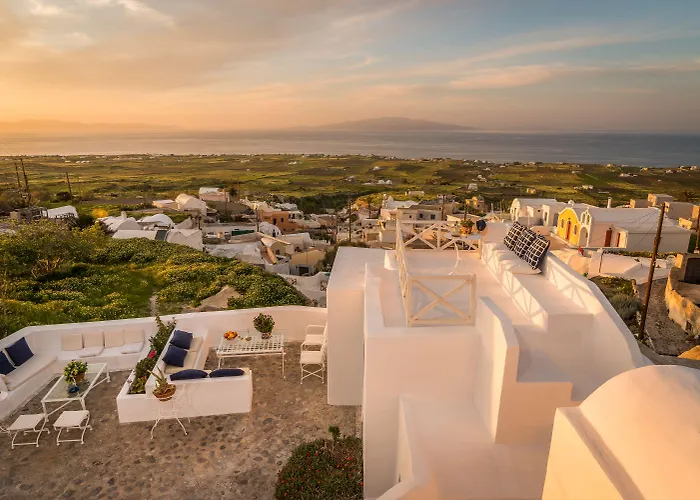 Fava Eco 4* Foinikia (Santorini)