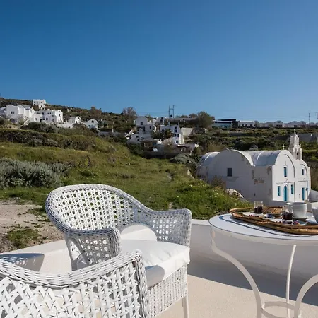 Fava Eco Aparthotel Foinikia (Santorini)